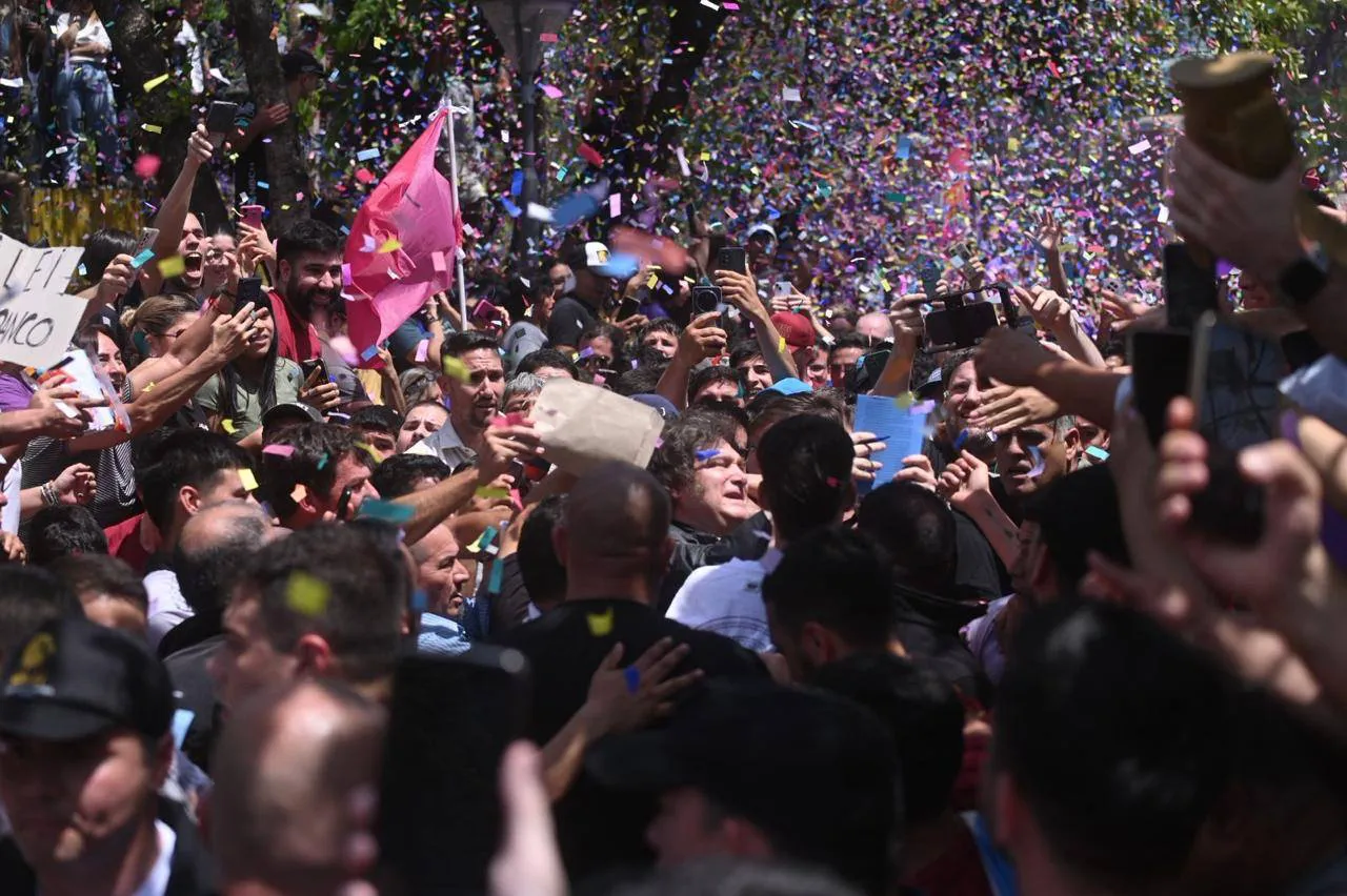 Javier-Milei-en-Chaco-25-10-11-07