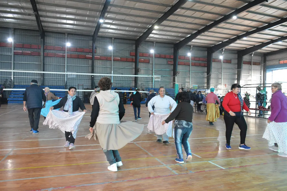 Instituto-del-Deporte-Chaquenio-24-05-15-01