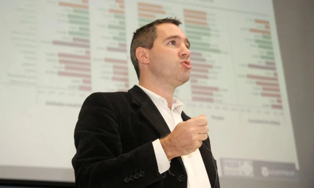 Damián-Di-Pace-25-06-05-01