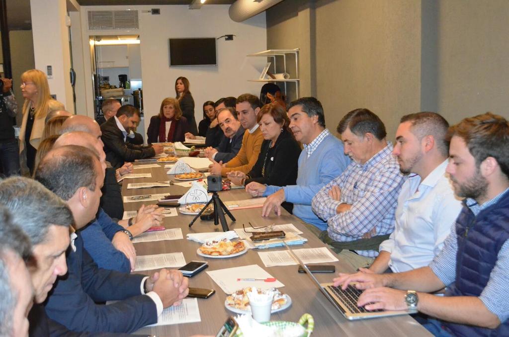 Jorge-Capitanich-conversatorio-reforma-constitucional-19-05-13-04