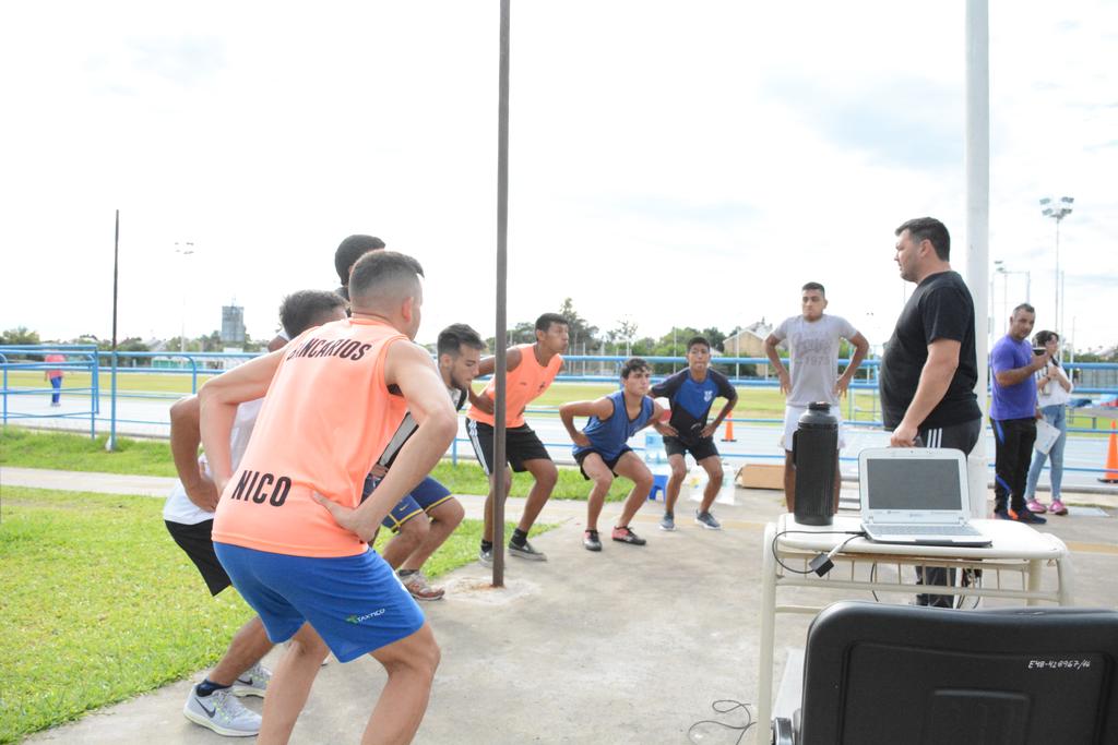 IDCh-Evaluacion-fisica-al-Club-Bancarios-20-02-06-01