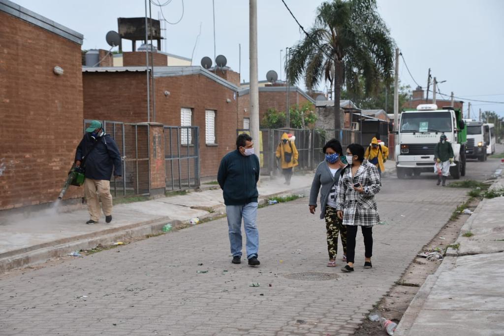 Dino-Ortiz-Melgratti-Barrio-Toba-2005-18-01