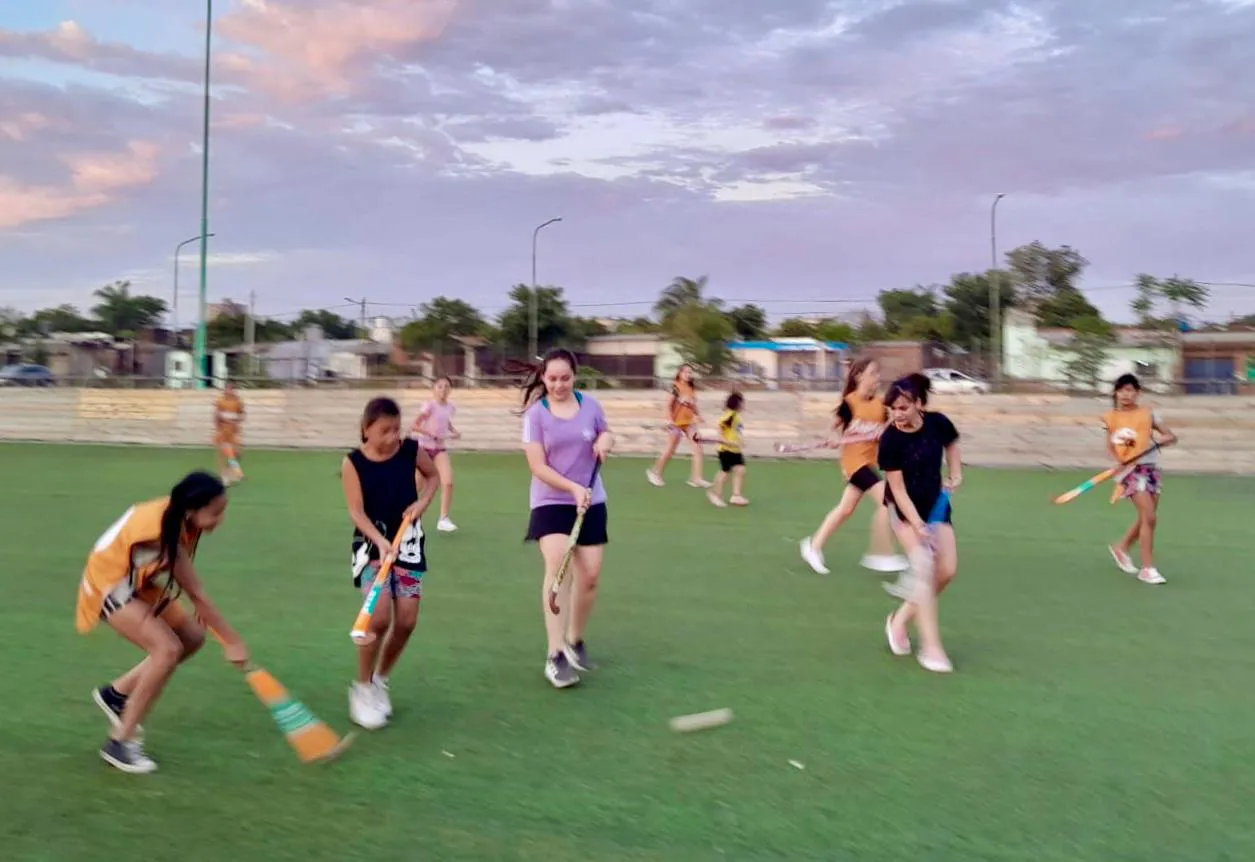 Hockey-femenino-25-05-13-01