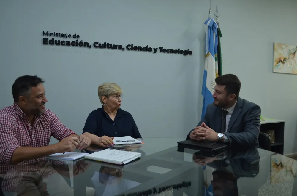 Roberto-Herlein-Sofia-Naidenoff-24-02-16-02