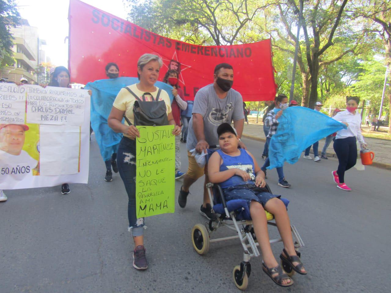 Mujeres-al-Frente-20-12-01-06