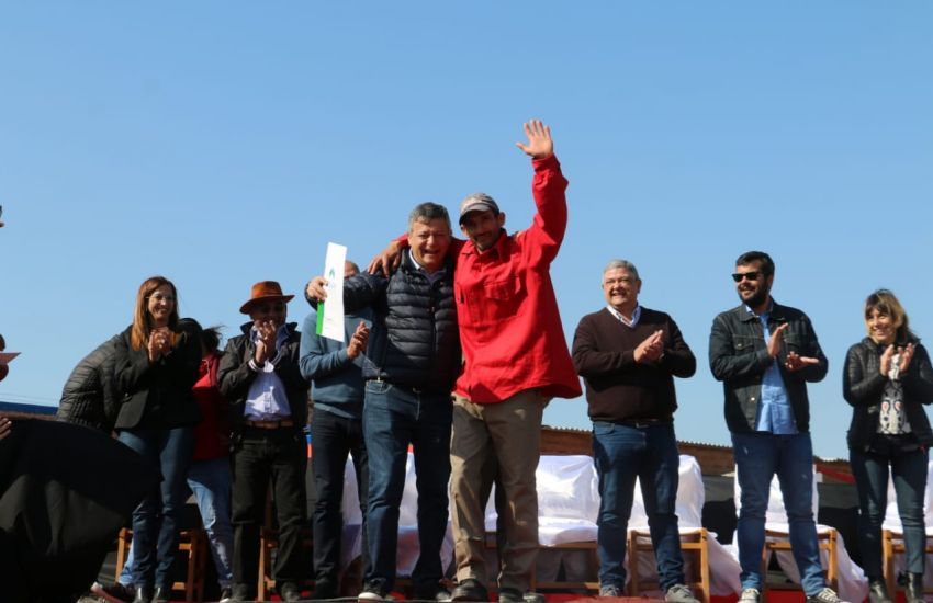 Entrega-de-viviendas-barrio-Emerenciano-19-09-20-01