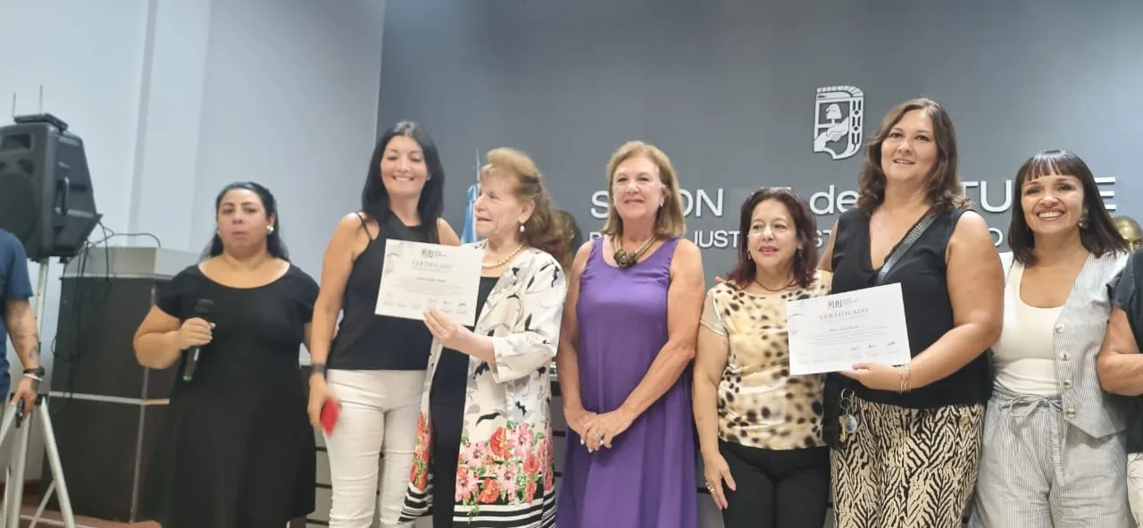 Homenaje-Mes-de-la-Mujer-25-05-12-10 - copia