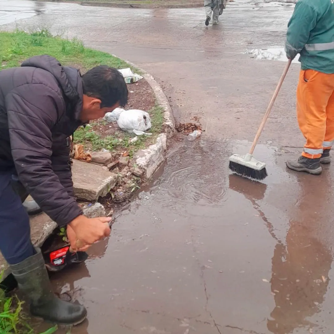 Limpieza-de-desagues-24-10-08-02