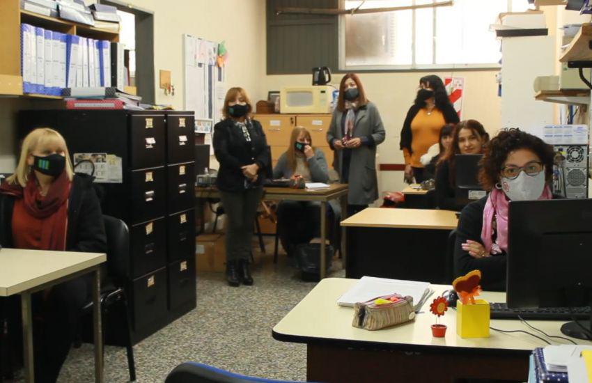 Concurso-de-docentes-21-08-10-02