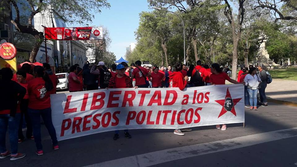 Libertad-a-presos-politicos-18-10-11-01