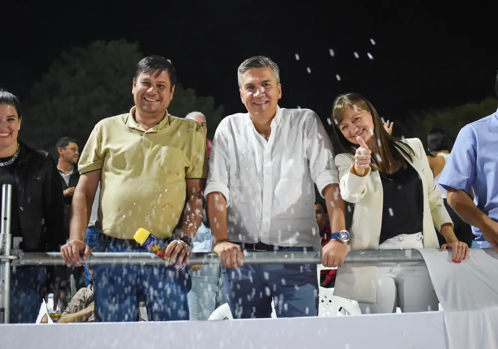 Zdero-en-carnavales-quitilipenses-24-01-28-01