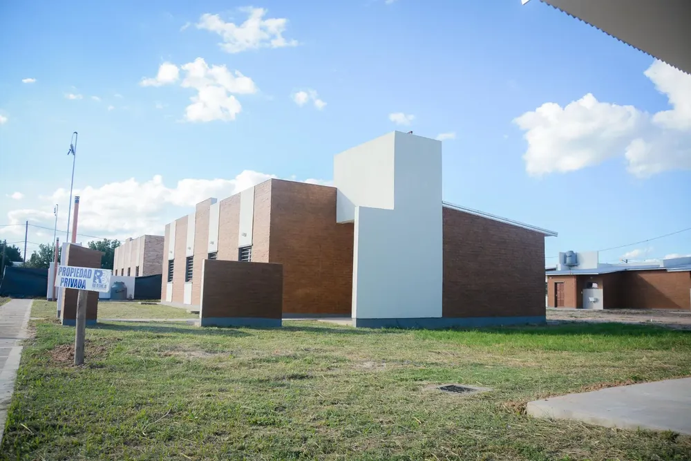 Entrega-de-viviendas-en-el-barrio-Carpincho-Macho-24-02-16-02