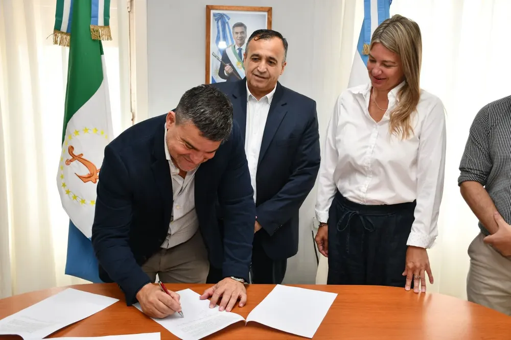 Convenio-Ministerio-de-Salud-Insssep-26-0115-01