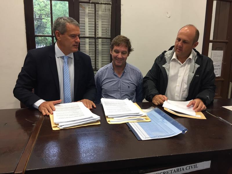 Gustavo-Corregido-presenta-amparos-colectivos-contra-el-ENRE