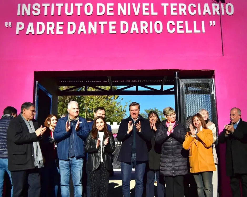 Fesich-sitech-castelli-cuando-la-política-pinta-de-partidismo-la-esperanza-de-nuestros-chicos 25-06-30-01