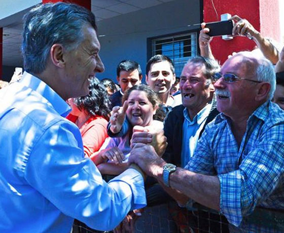 Mauricio-Macri-Saenz-Penia-16-10-07-01