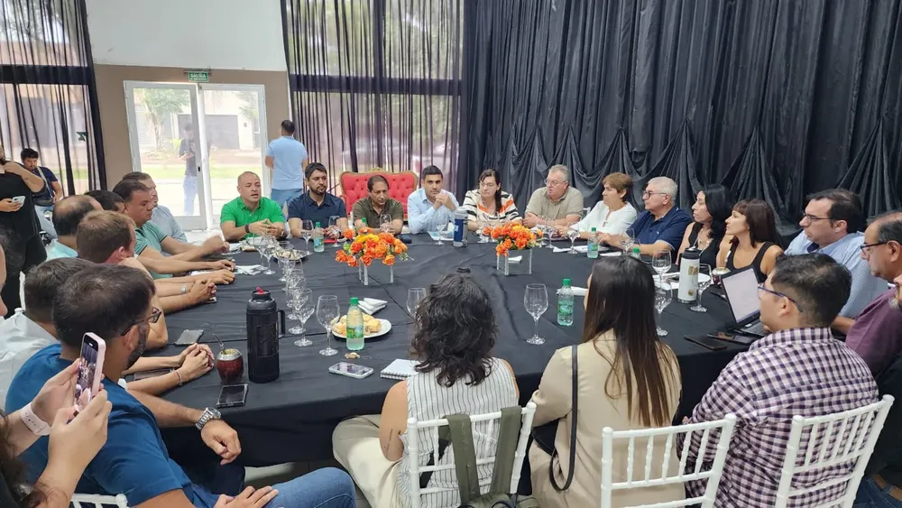 PJ-Encuentro-por-la-emergencia-hidrica-25-02-18-05