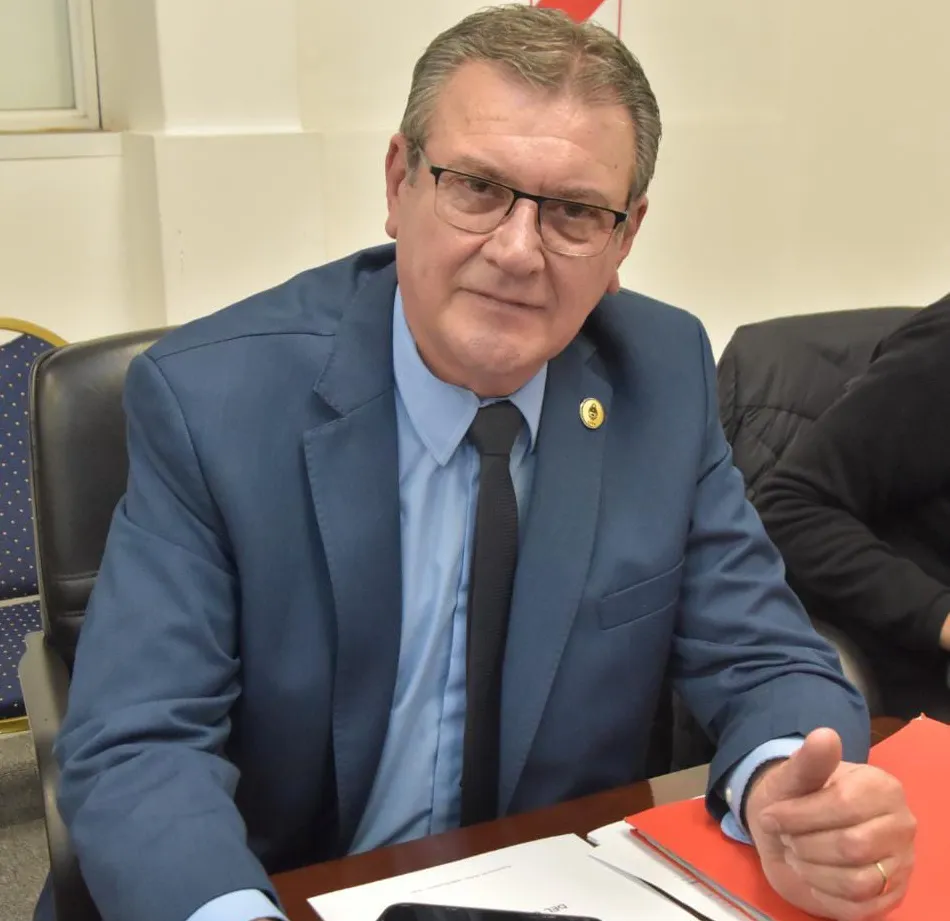 Atlanto-Honcharuk-4-12-27-11