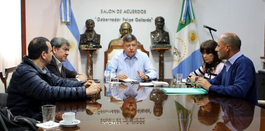 Anuncio-de-convocatoria-a-elecciones-en-Bermejito-18-08-28-01