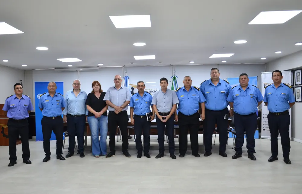 Camara-de-Comercio-de-Resistencia-Policia-de-Chaco-23-12-29-03