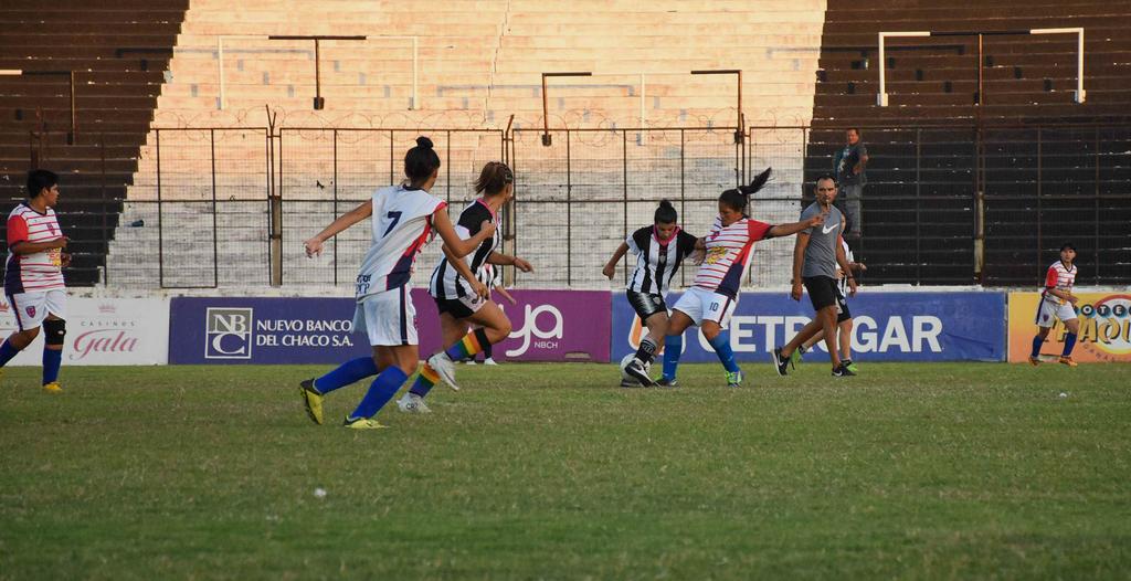 Futbol-femenino-For-Ever-UPCP-20-03-04-02