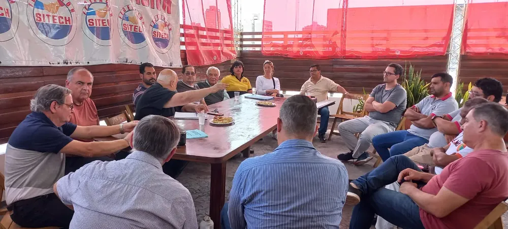 mesa-organizacion-gremial