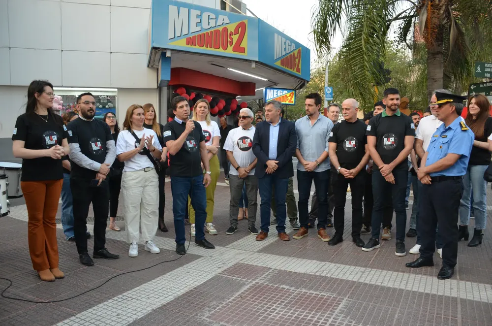 Black-Friday-24-08-05-03