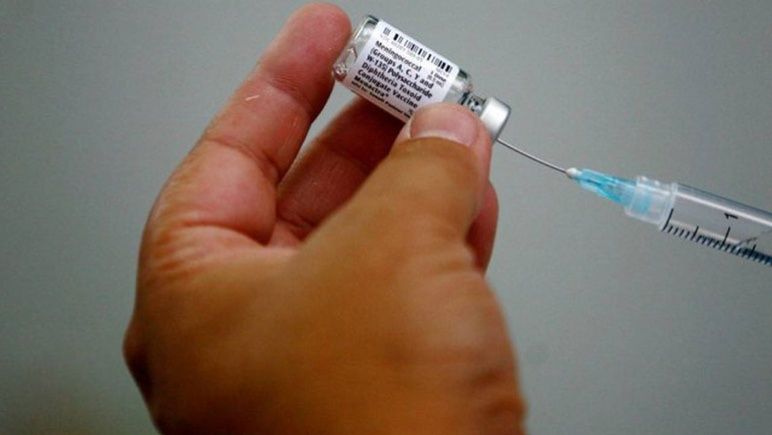 Vacuna-contra-la-meningitis-01