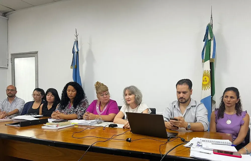 Subsecretaria-de-Educacion-24-04-10-01