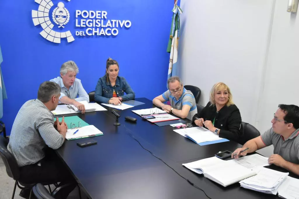 Comision-de-Hacienda-y-Presupuesto-22-11-14-02
