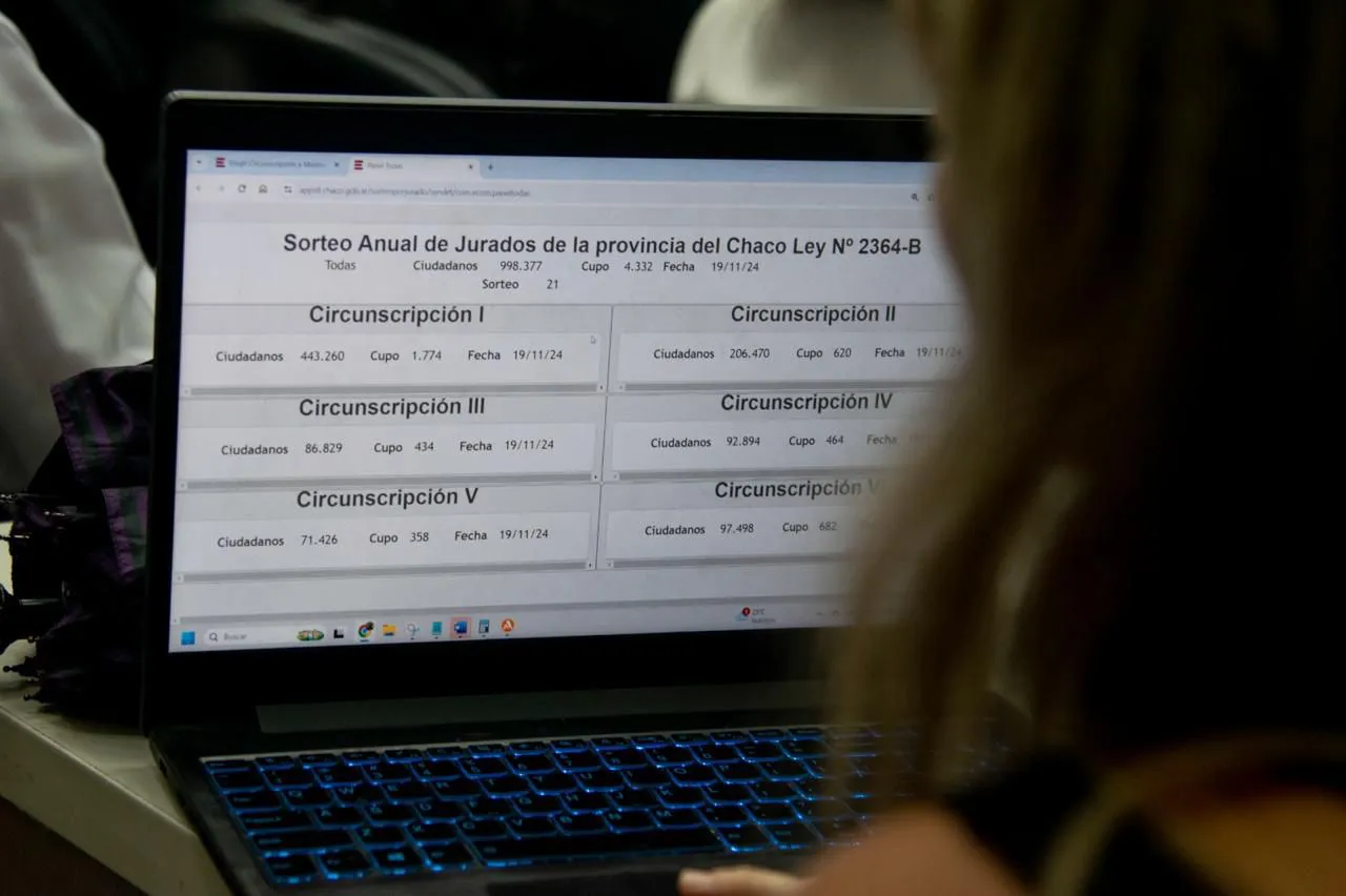 Sorteo-potenciales-integrantes-del-juicio-por-jurados-24-11-20-03