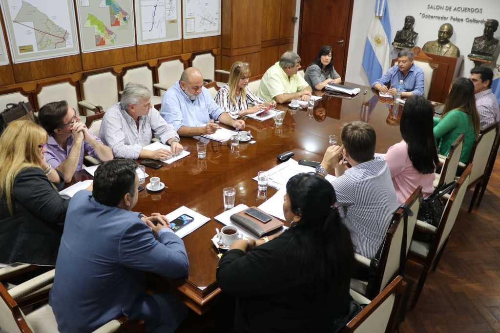 Domingo-Peppo-Diputados-provinciales-de-Cambiiemos-19-04-24-01
