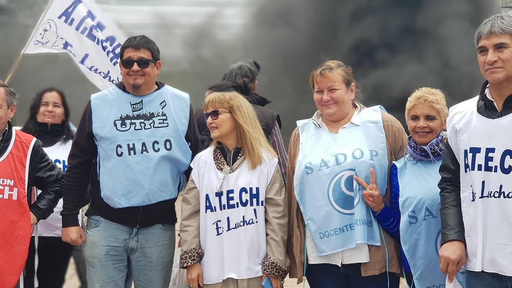 Frente-Gremial-Docente-18-10-05-01