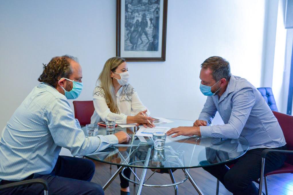 Maia-Woeflin-Alejandro-Merediz-Juan-Pablo-Yovovich-21-01-13-01