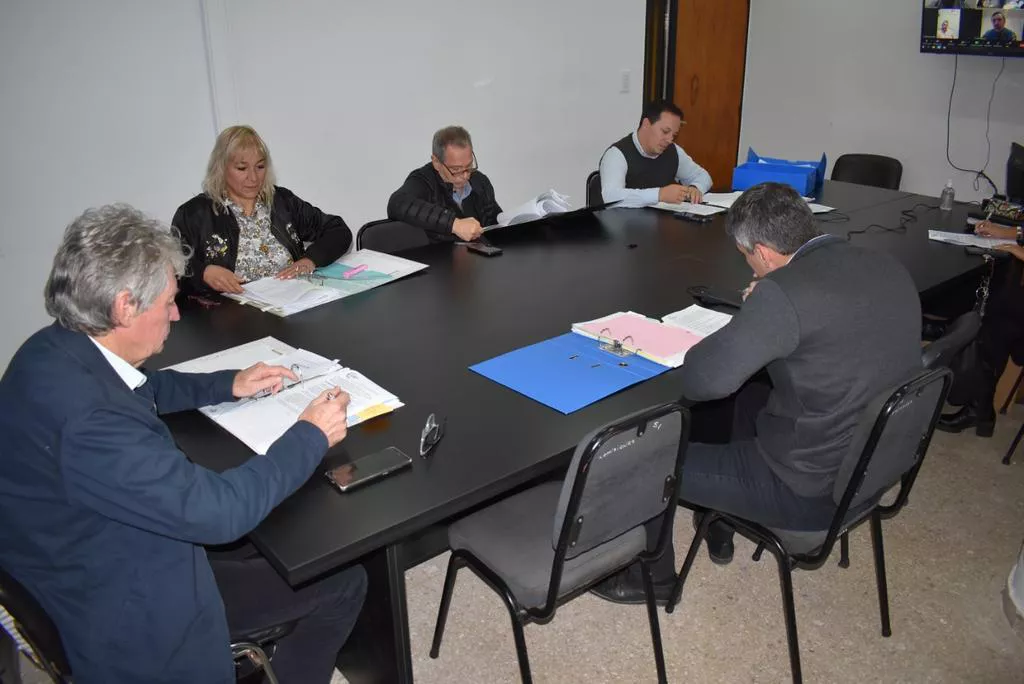 Comision-de-Hacienda-22-05-02-01