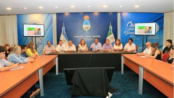 Daniel-Capitanich-Mariel-Crespo-intendentes-17-01-20-01