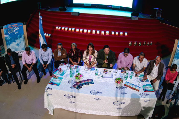Invasion-del-Amor-de-Dios-Lanzamiento-18-03-20-03