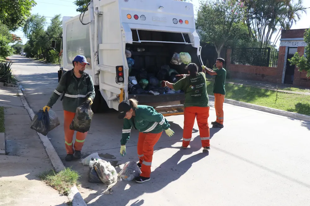 camiones- compactadores-24-07-01-01