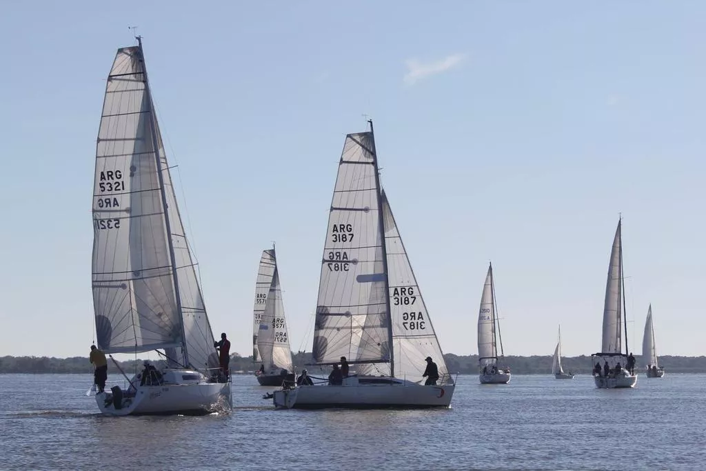 Regatas-Asunicion-Corrientes-22-07-22-02