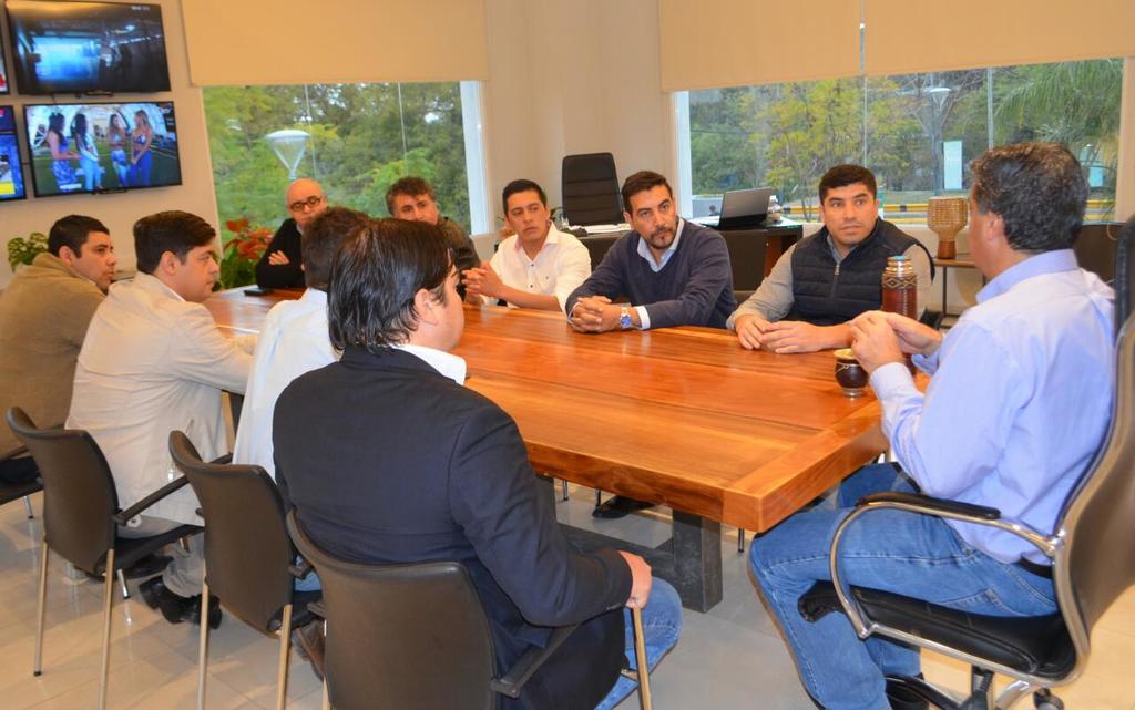 Jorge-Capitanich-gremios-Saenz-Penia-18-08-14-02