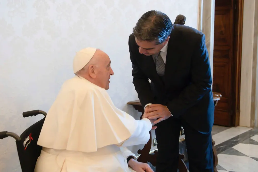 Jorge-Capitanich-con-el-papa-Francisco_2