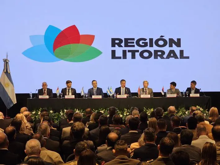 Encuentro-de-Gobernadores-del-Litoral-25-04-28-03