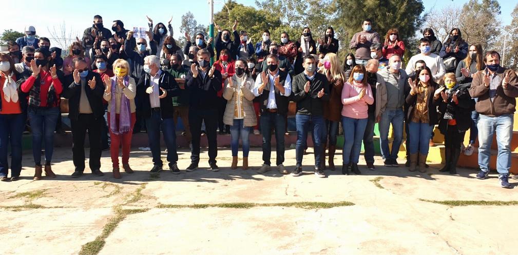 Lista 503 A- Abrazo del Cambio en Villa Ángela 21-08-14