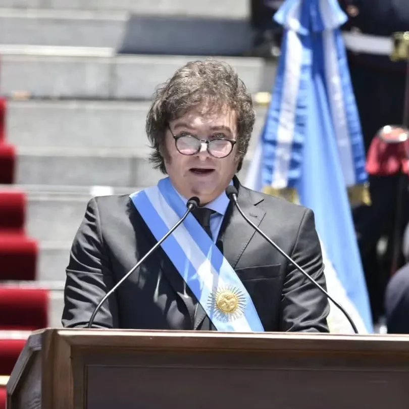 Asunción-de-Javier-Milei-23-12-10-10