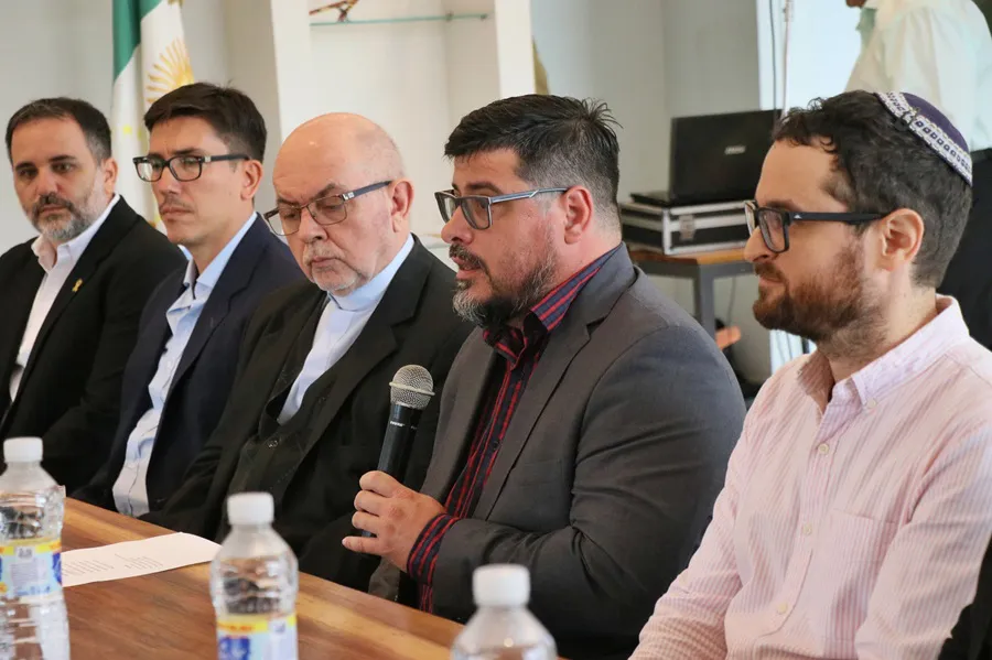 calendario-interreligioso-y-multicultural-2025  25-04-25-05