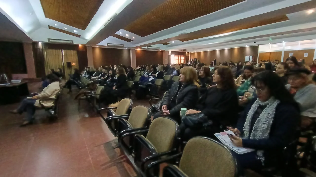 Herramientas-para-prevención-de-situaciones-de-bullying-ciberbullying-y-otros-tipos-de-violencias-26-08-24-02