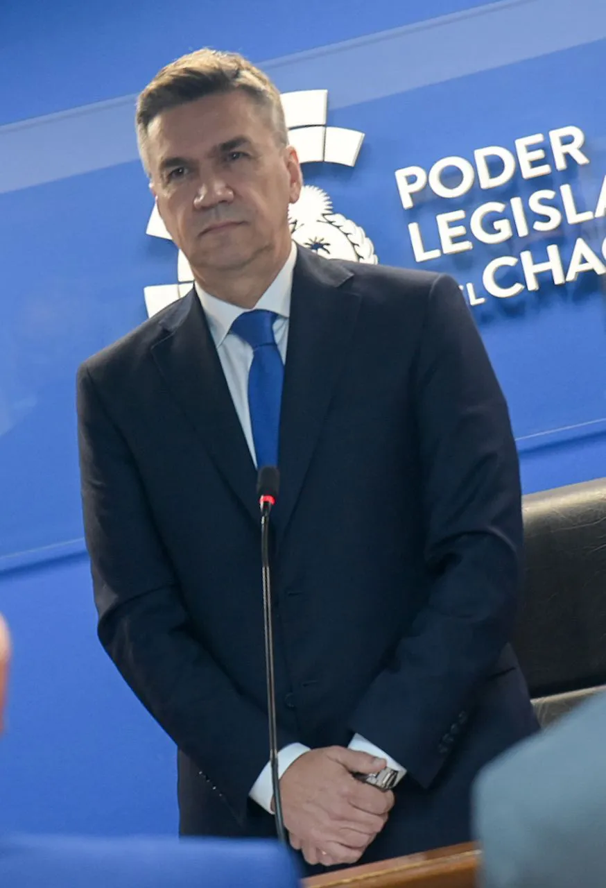 Leandro-Zdero-23-12-04-02