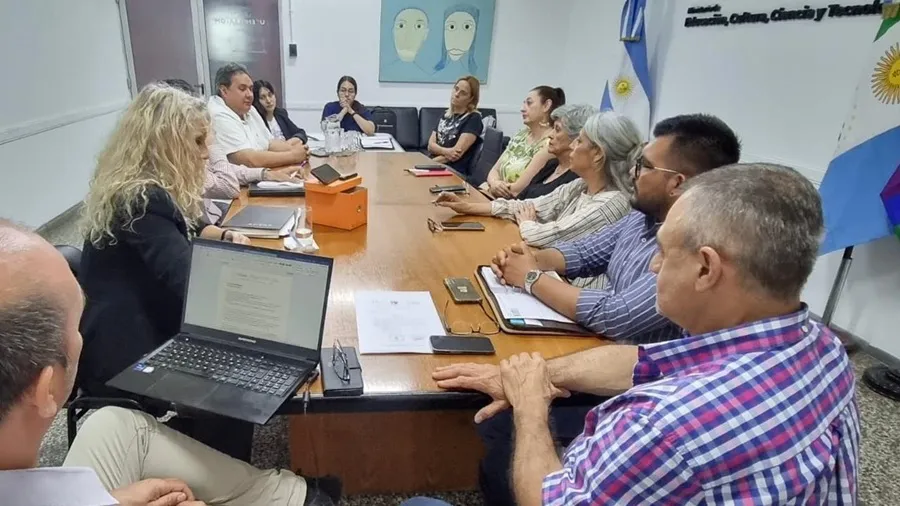 Consejo-de-educacion-No-docentes-25-12-01-01