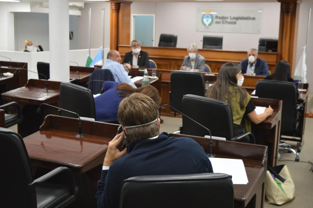 Comision-de-Emergencia-20-04-14-01