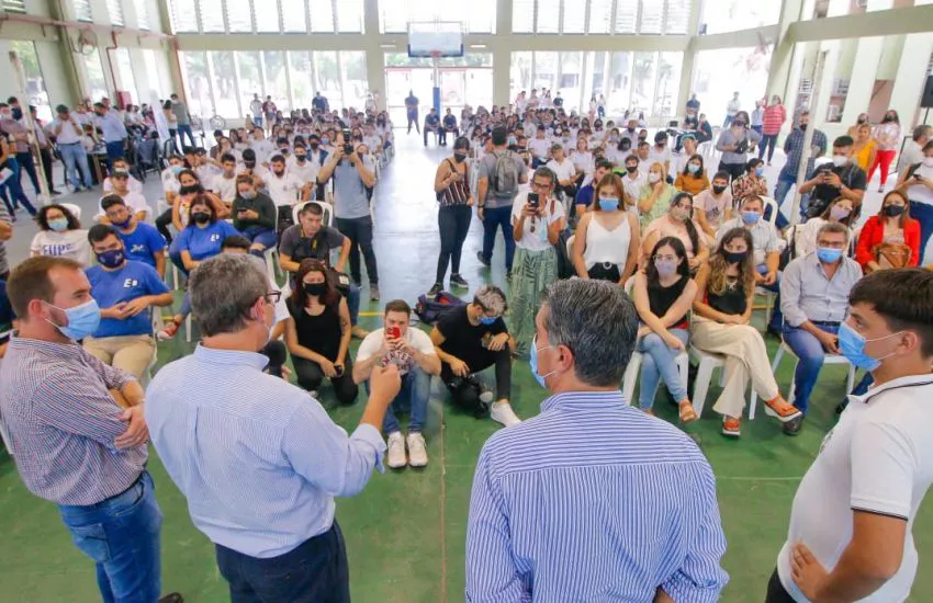 Presentacion-de-inscripciones-del-Progresar-22-03-18-01